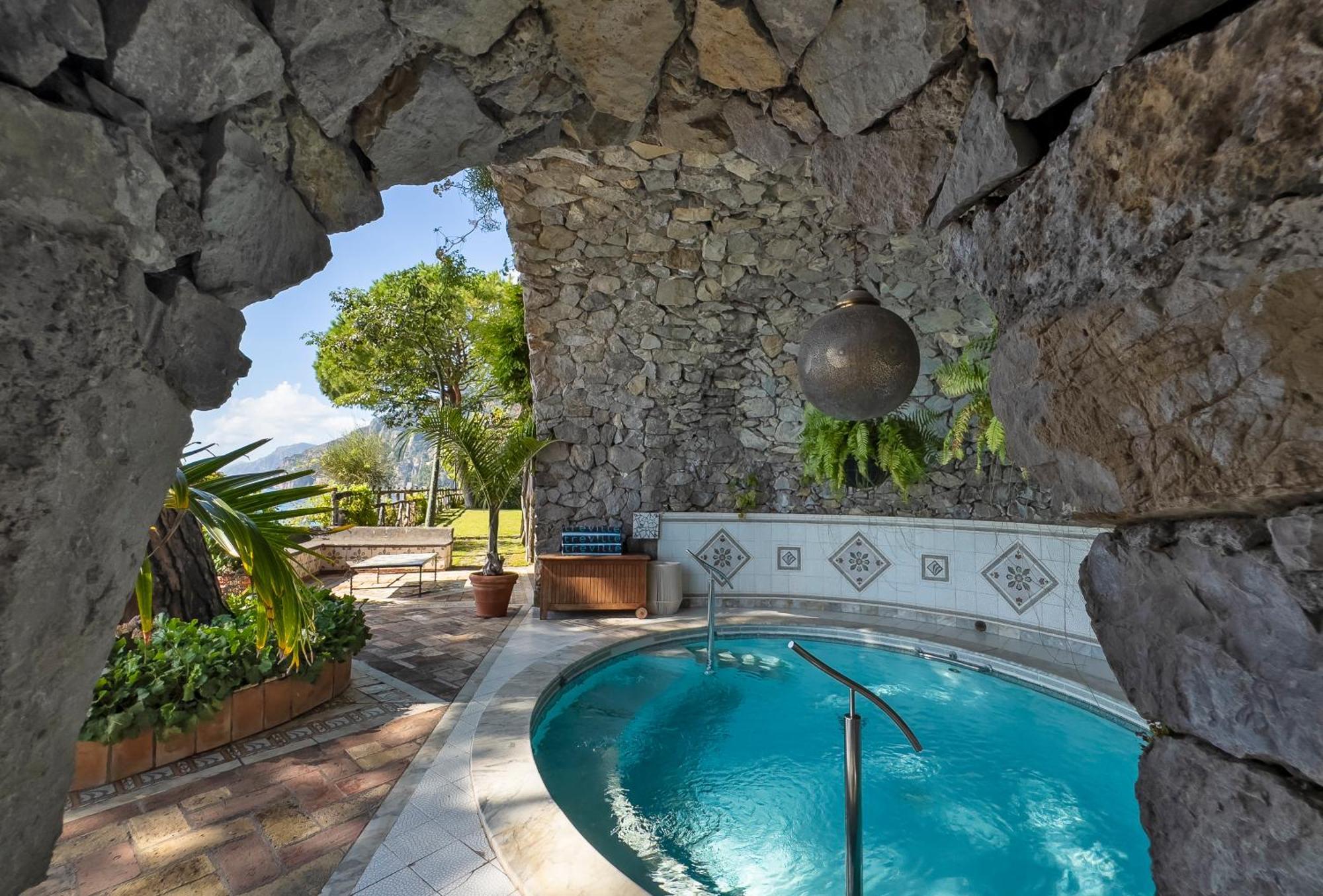 Hotel Treville 5*